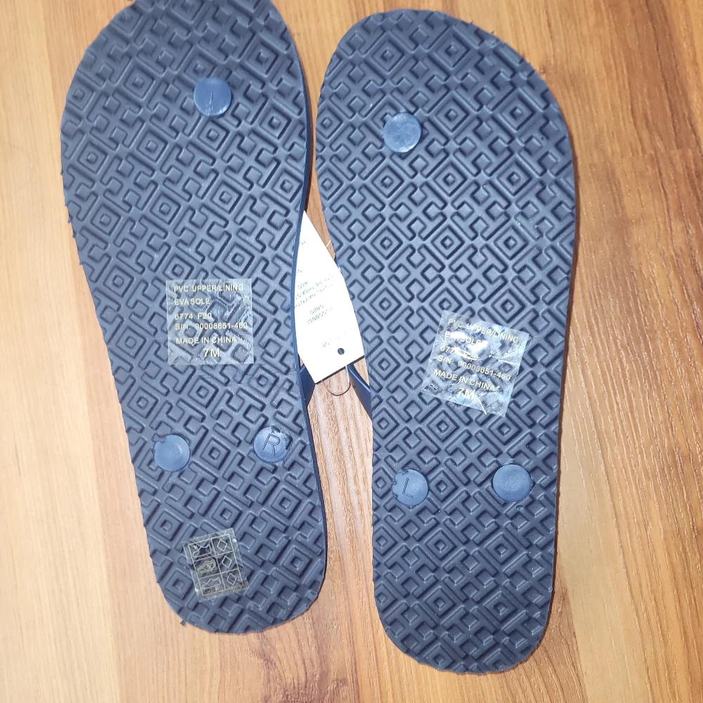 Tory Burch Thea Flipflops - Picture 6 of 6